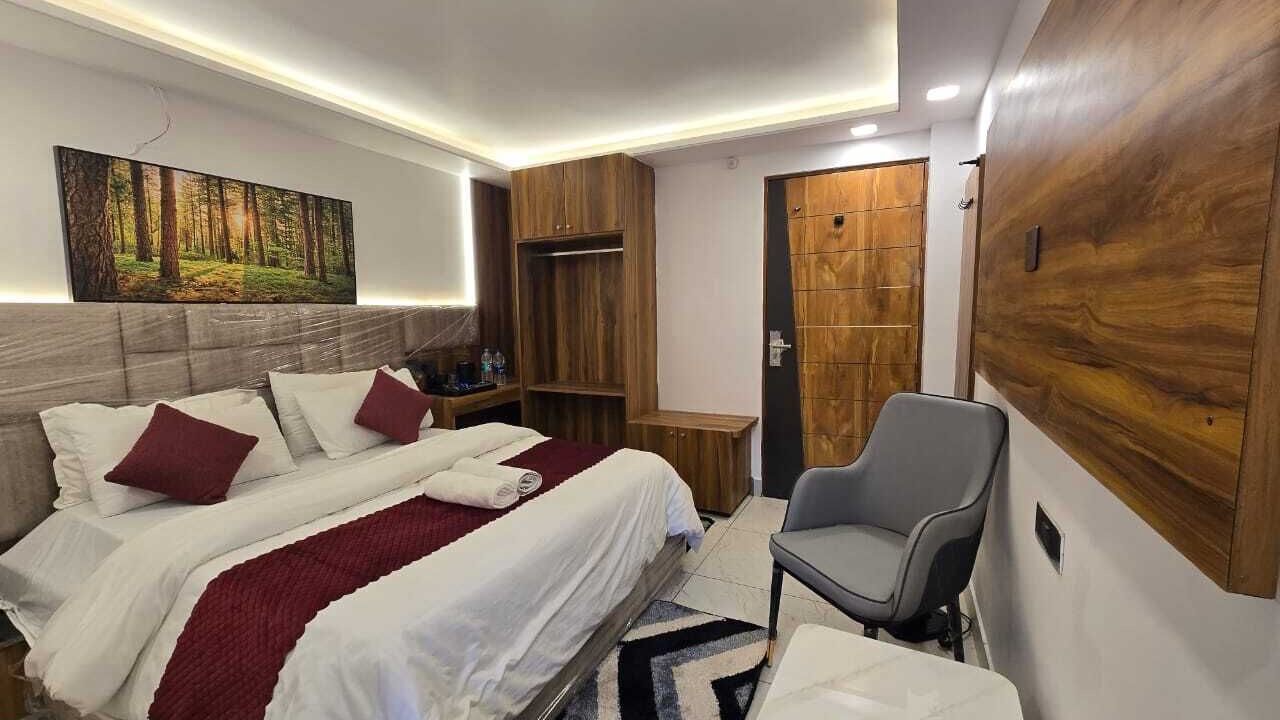 Photo of Bedroom in Badrinath