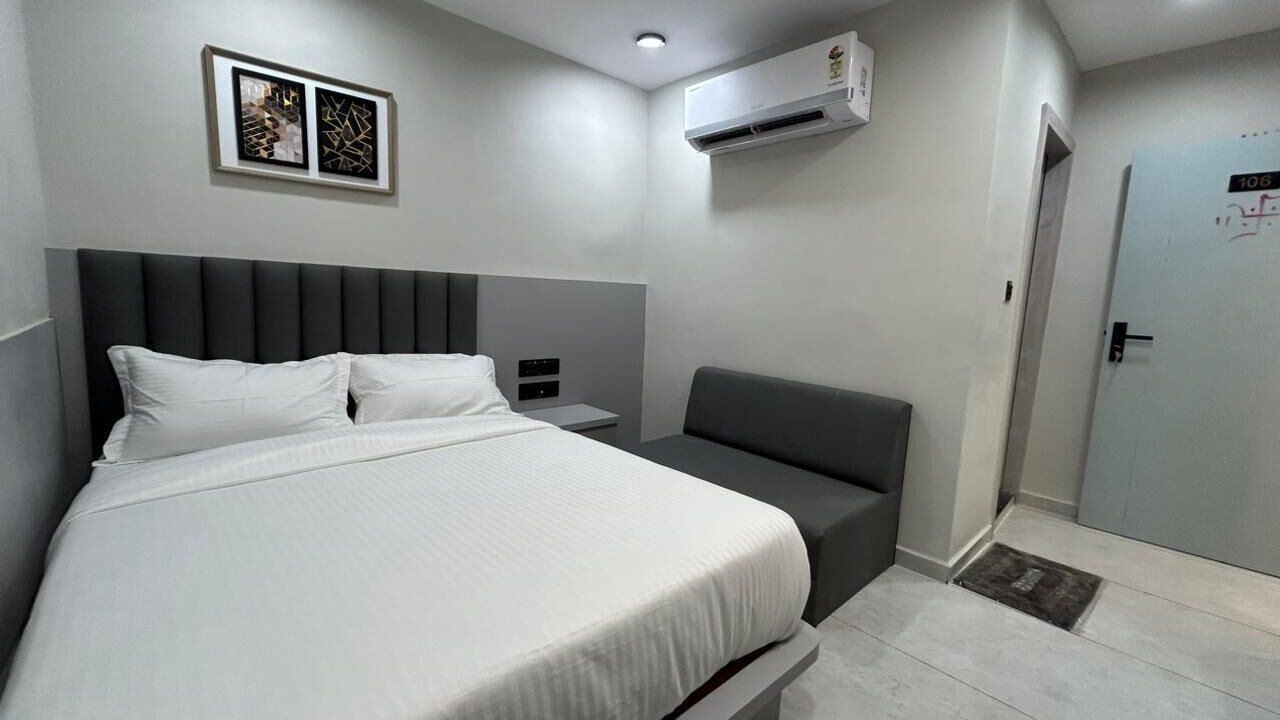 Photo of Bedroom in Ahmedabad