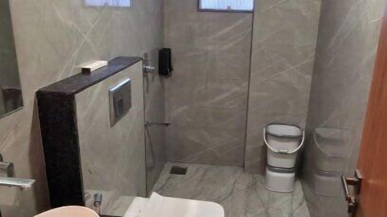 Photo of Bathroom in Dwarka
