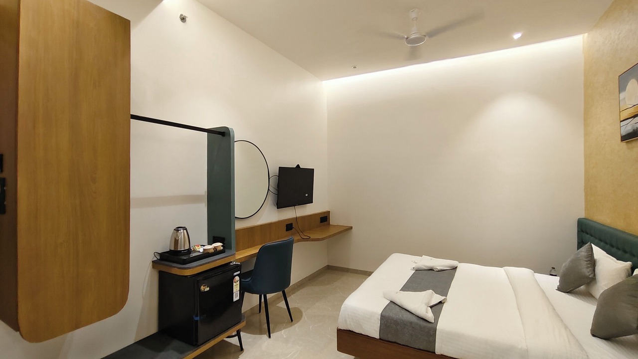 Photo of Bedroom in Dhule