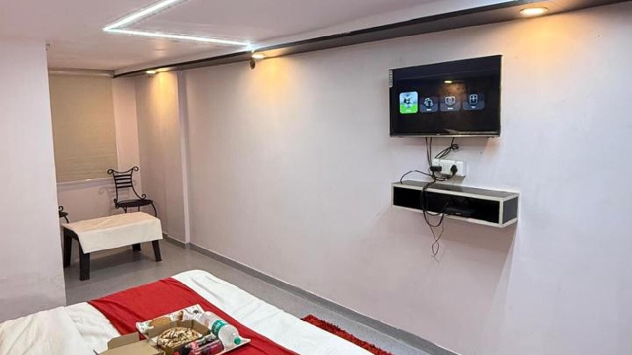 Photo of Bedroom in Dharampeth