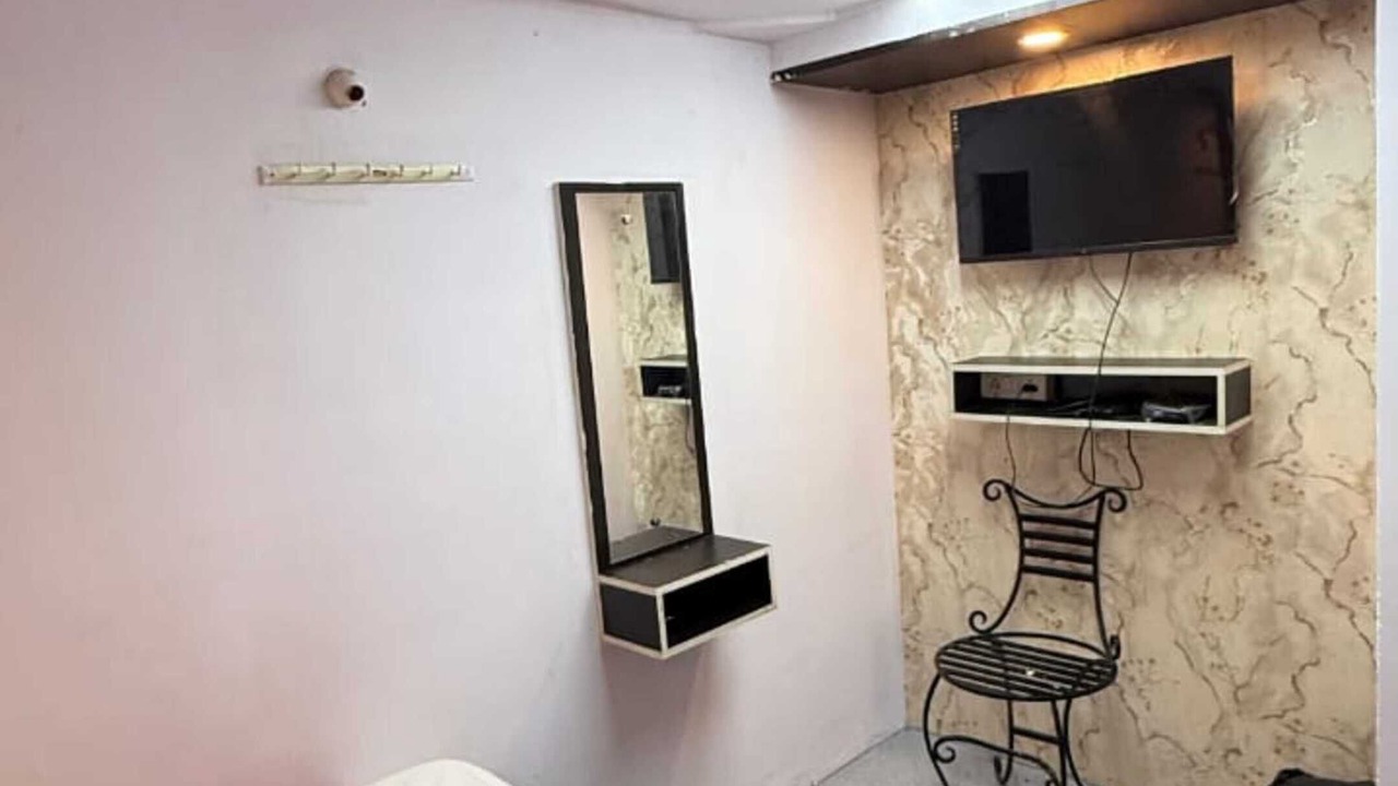 Photo of Bedroom in Dharampeth