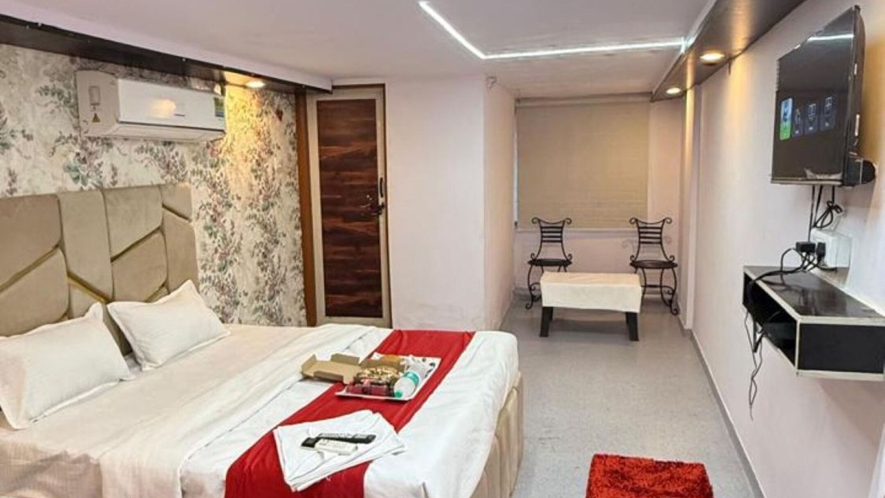 Photo of Bedroom in Dharampeth
