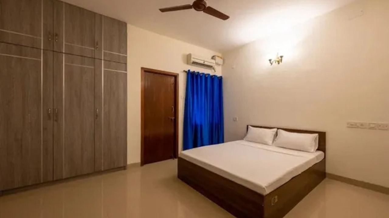 Photo of Bedroom in Injambakkam