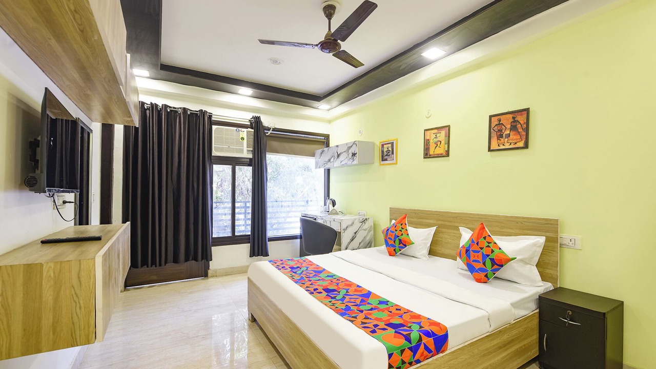 Photo of Bedroom in DLF City