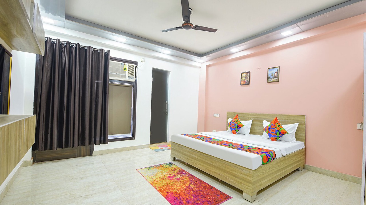 Photo of Bedroom in DLF City