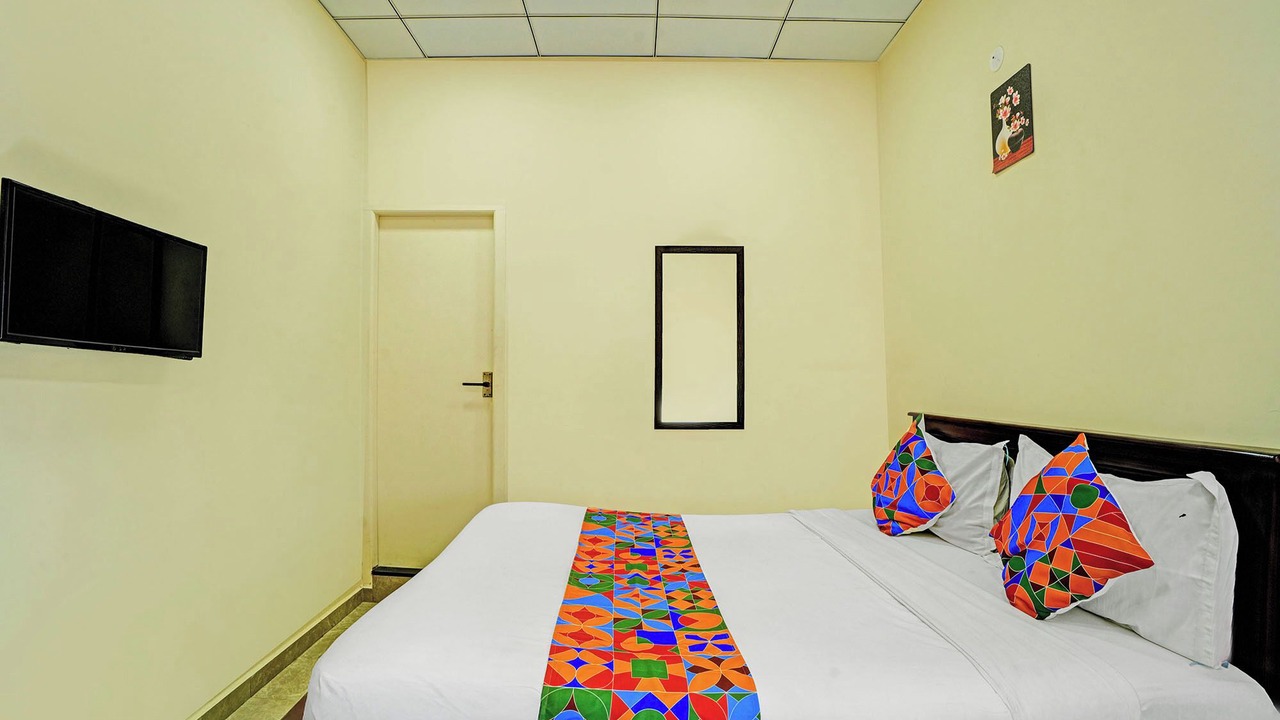 Photo of Bedroom in Madipakkam