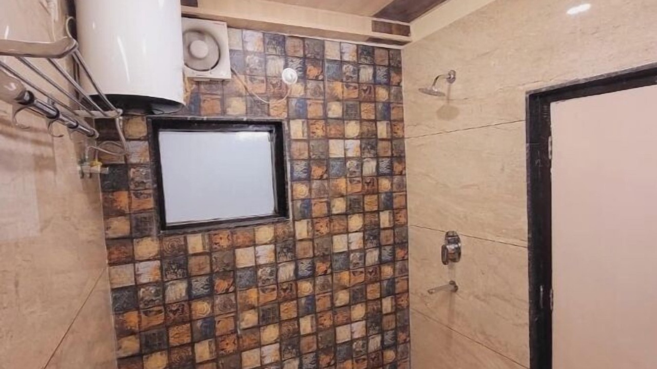 Photo of Bathroom in Mallital