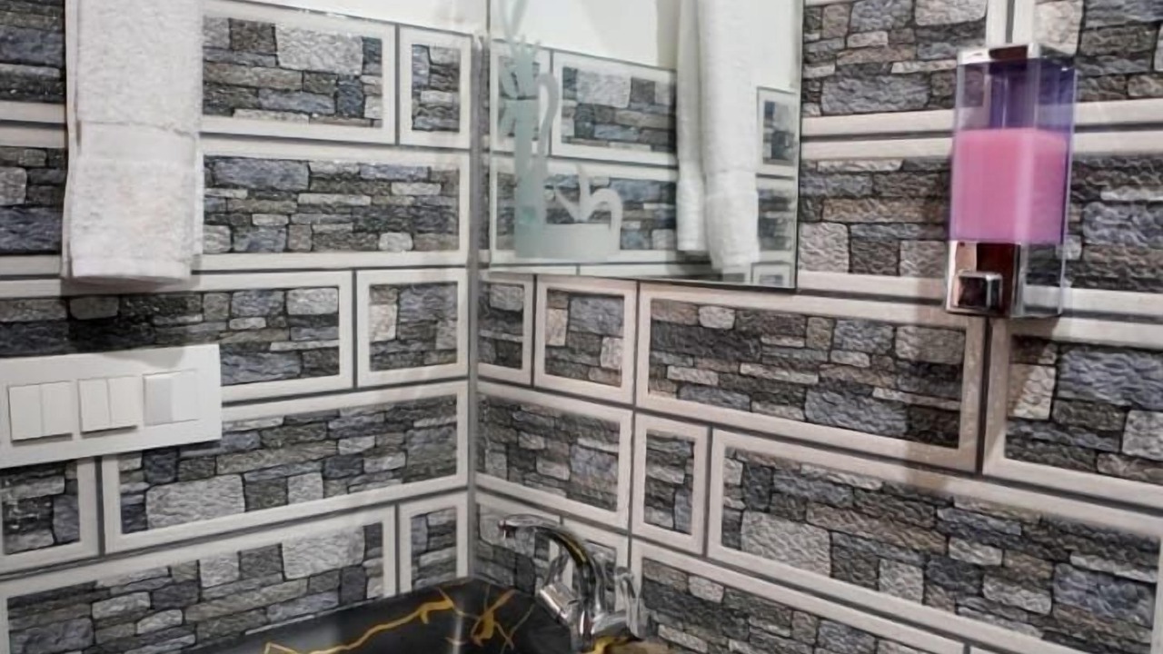 Photo of Bathroom in Narainkoti