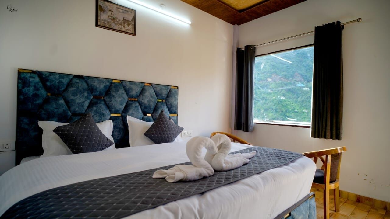 Photo of Bedroom in Narainkoti