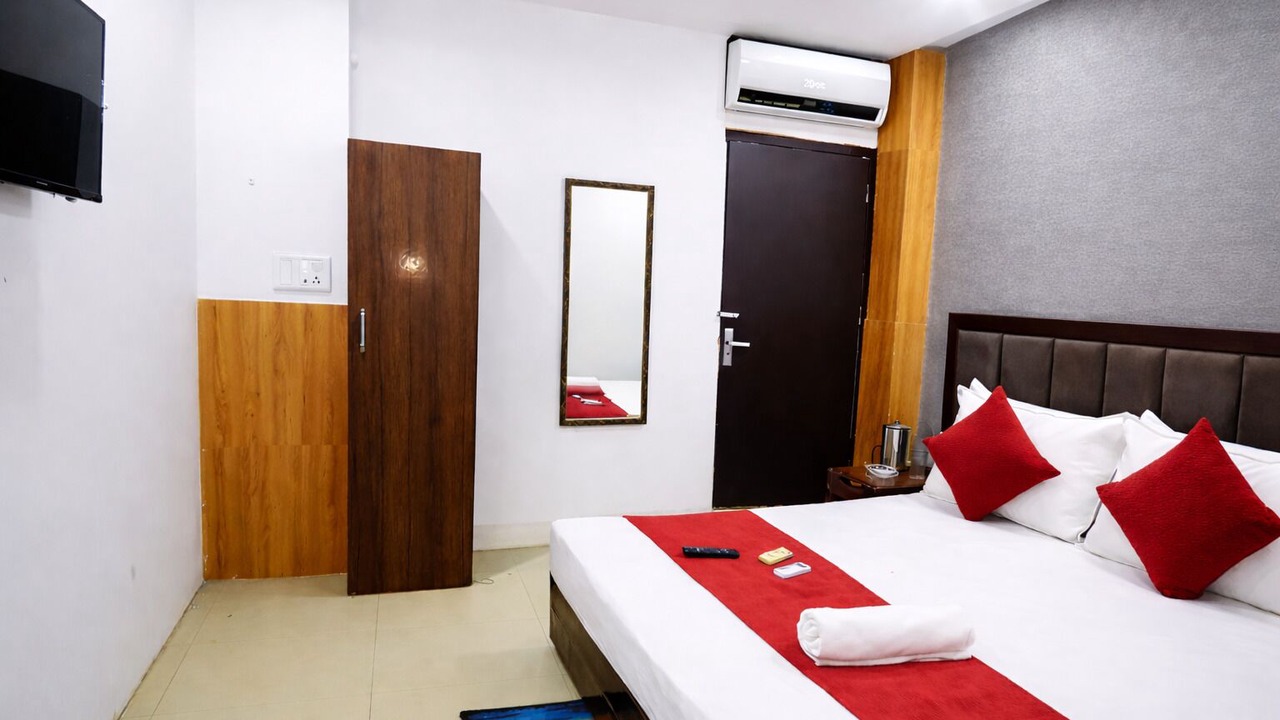 Photo of Bedroom in Lajpat Nagar