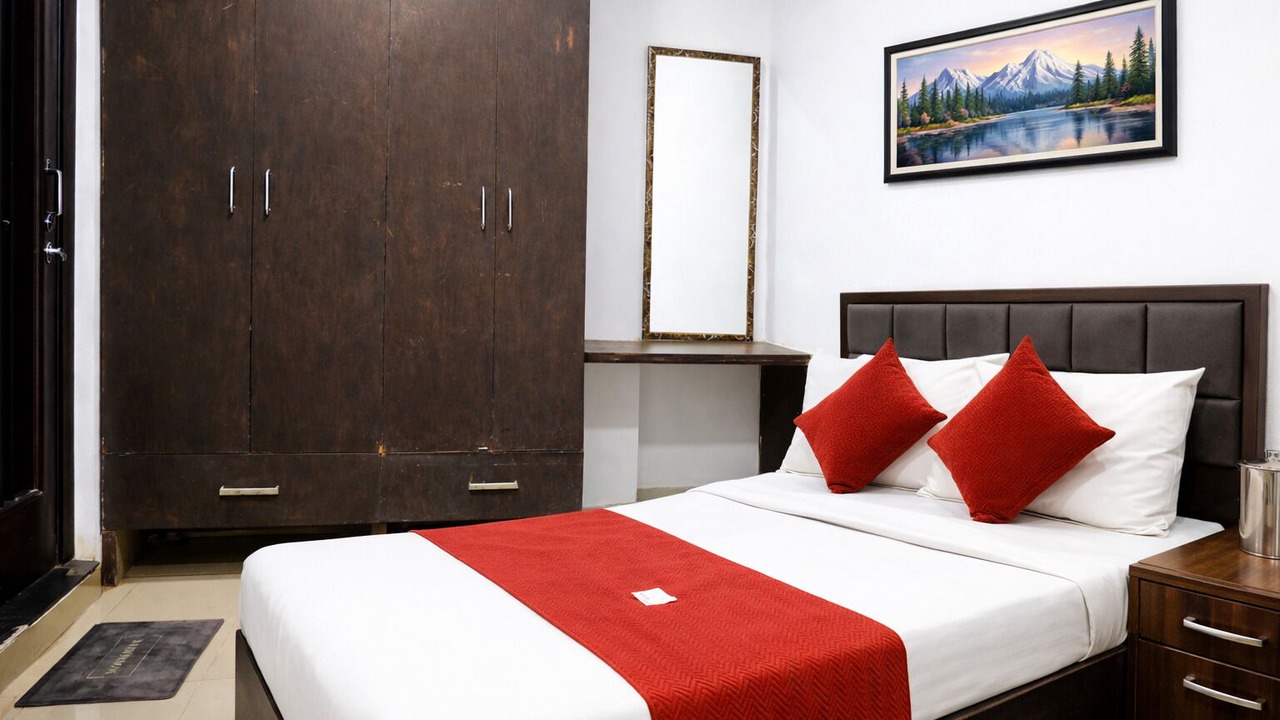 Photo of Bedroom in Lajpat Nagar