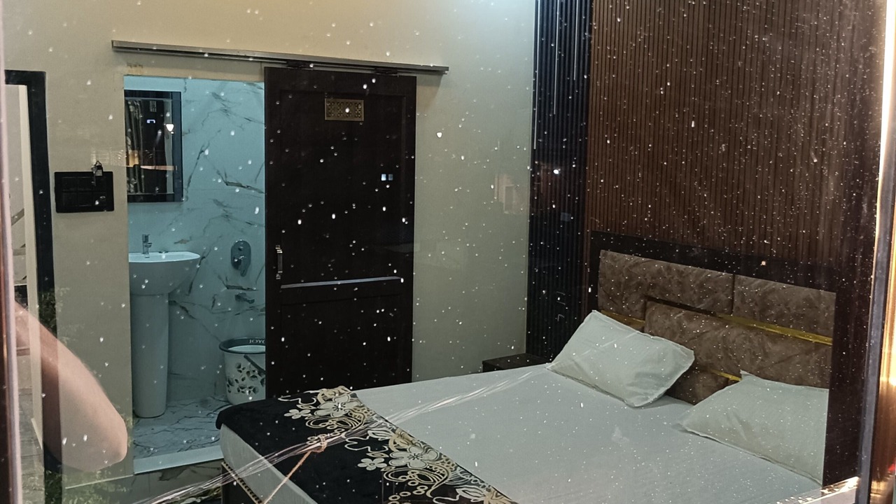 Photo of Bedroom in Faizabad