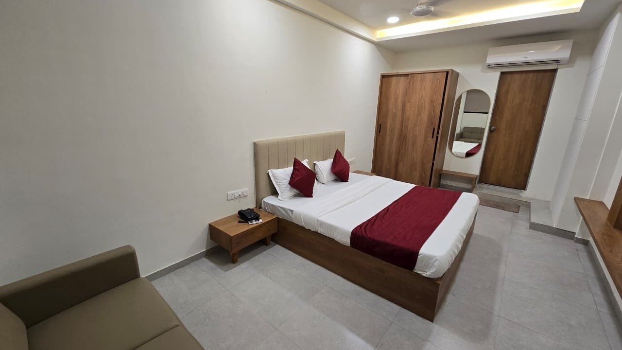 Photo of Bedroom in Vadodara