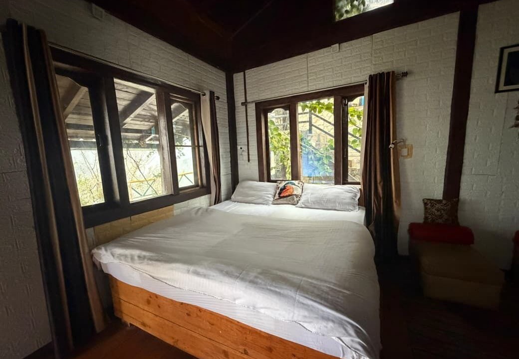 Photo of Bedroom in Mukteshwar