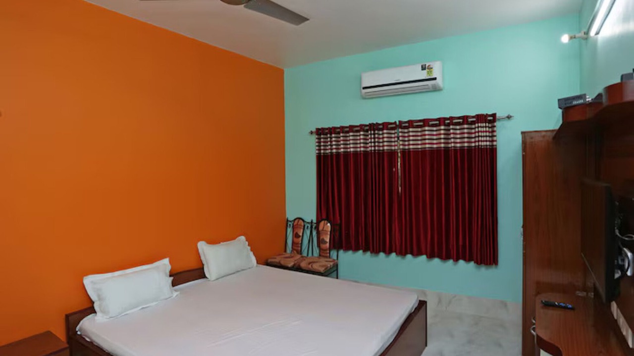 Photo of Bedroom in Medinipur