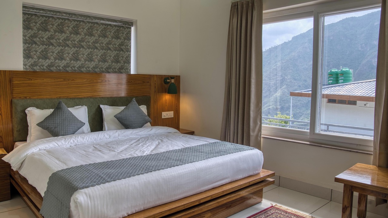 Photo of Bedroom in Tehri