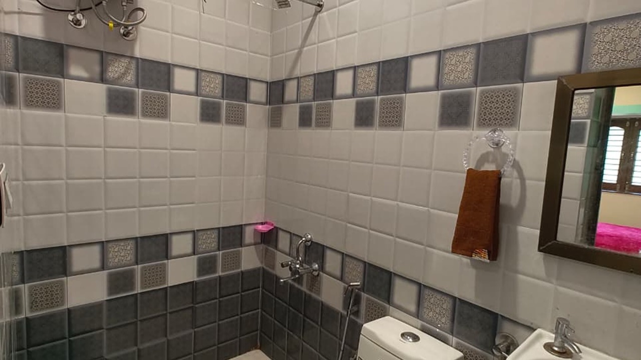 Photo of Bathroom in Abu Road