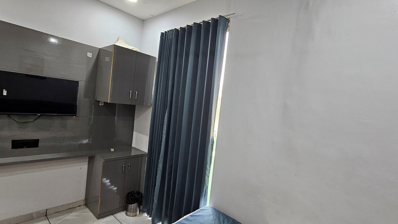 Photo of Bedroom in Gandhinagar