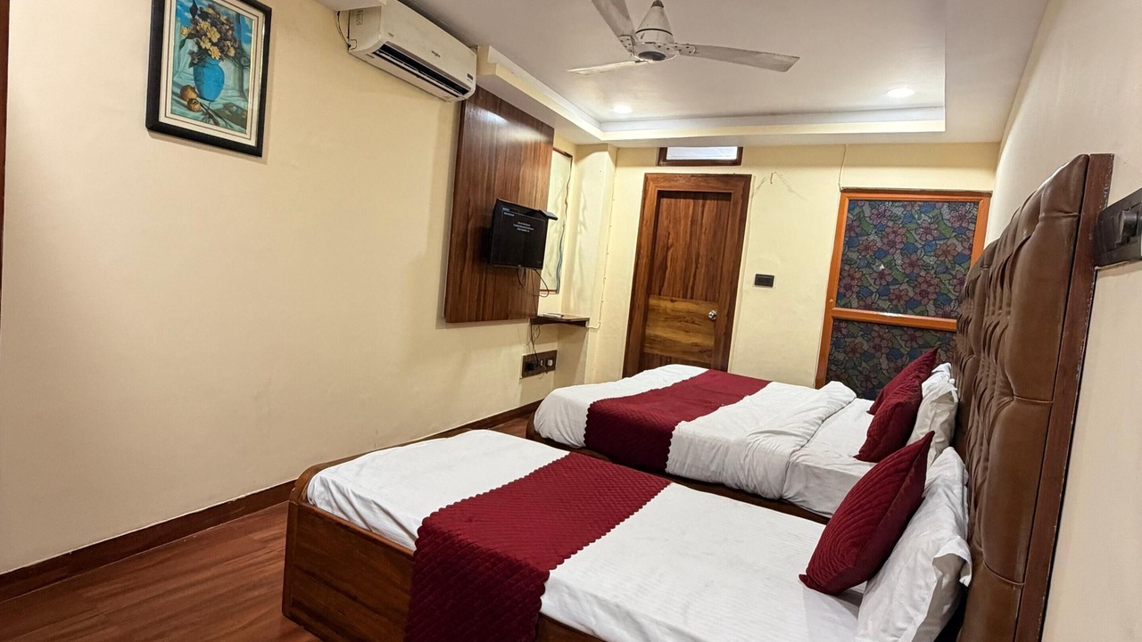 Photo of Bedroom in Charbagh