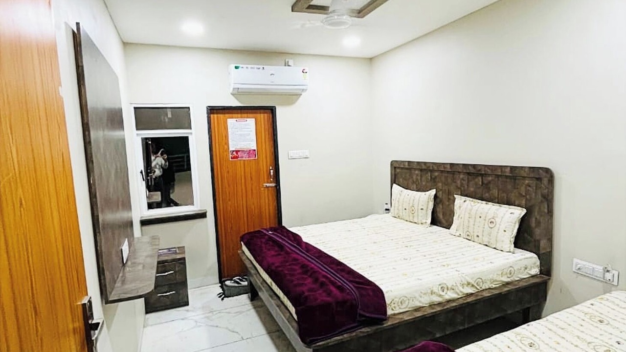 Photo of Bedroom in Ujjain