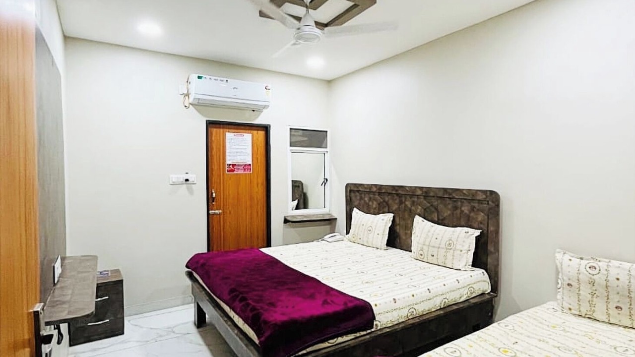 Photo of Bedroom in Ujjain