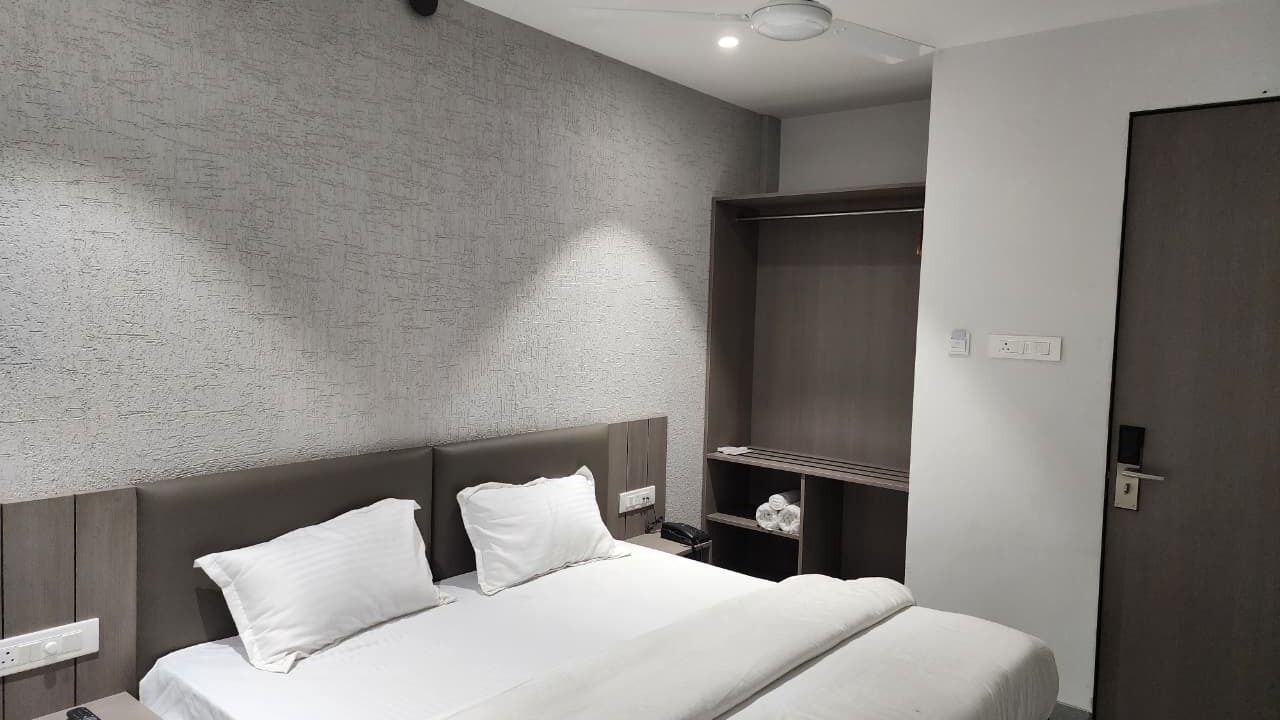 Photo of Bedroom in Surat