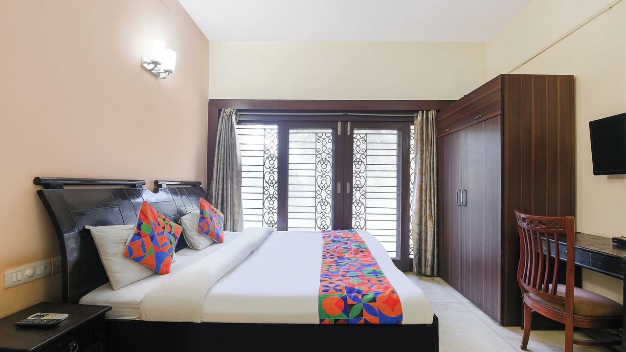 Photo of Bedroom in DLF City