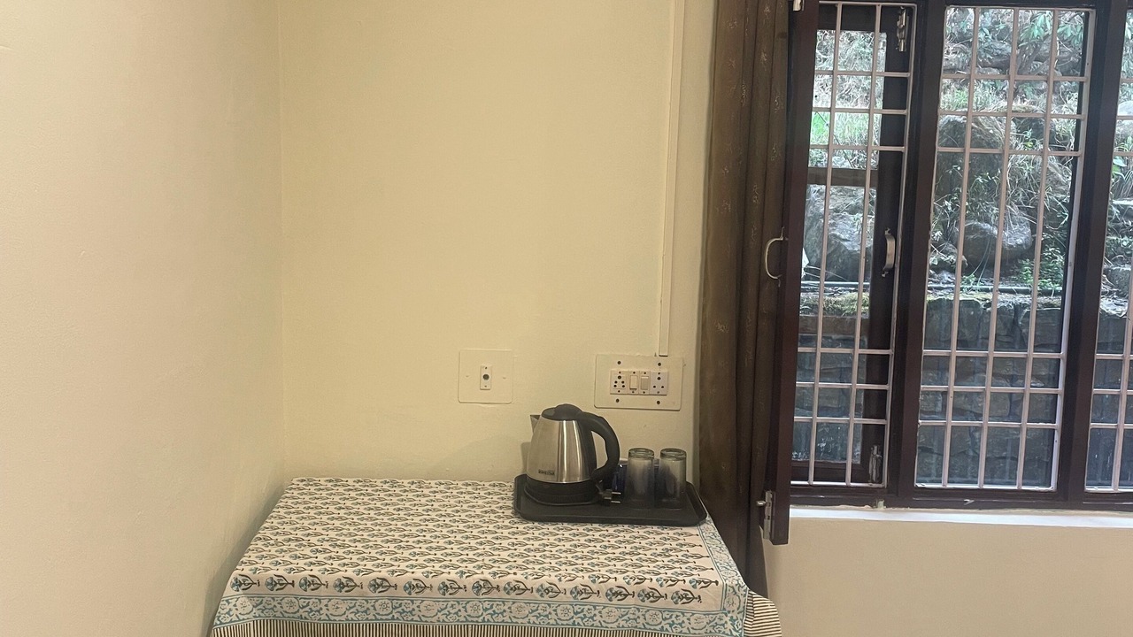 Photo of Bedroom in Bhagsu Nag