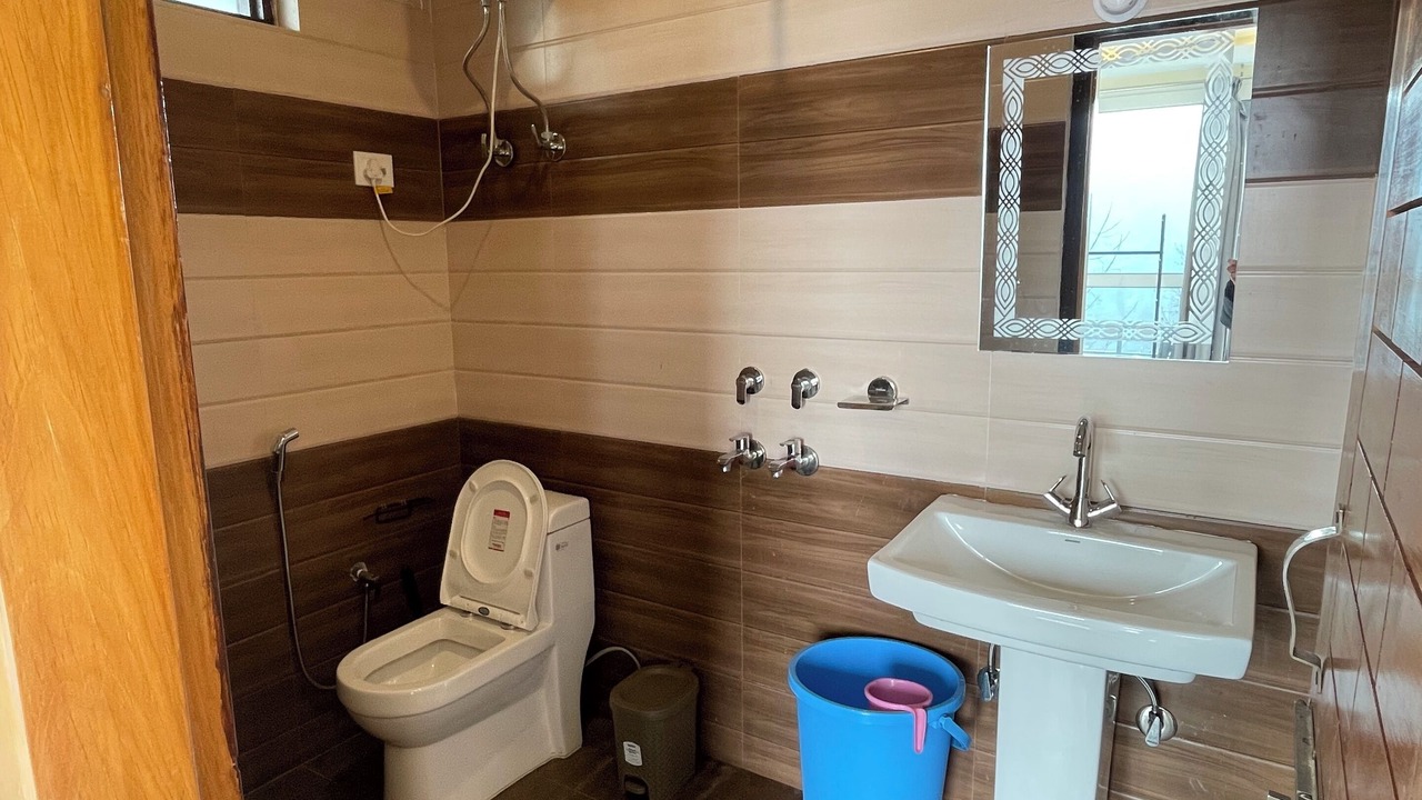 Photo of Bathroom in Bhagsu Nag