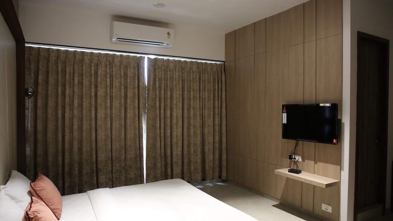 Photo of Bedroom in Valsad
