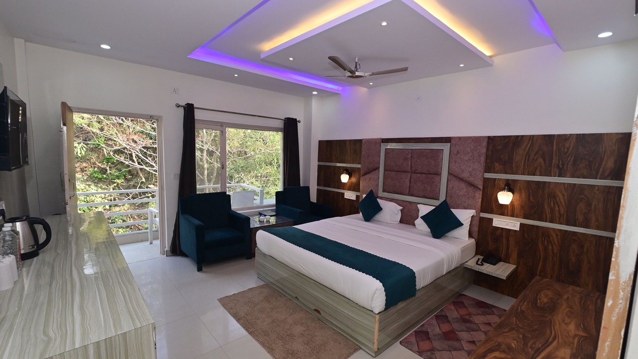 Photo of Bedroom in Lansdowne