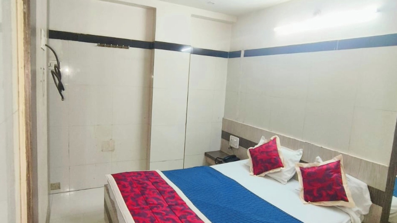 Photo of Bedroom in Shirdi