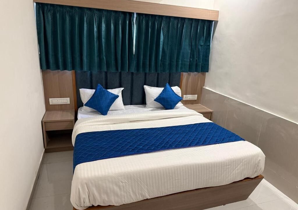 Photo of Bedroom in Navrangpura