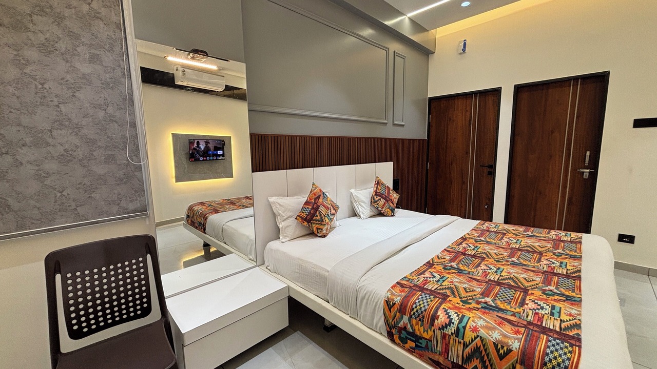 Photo of Bedroom in Solapur