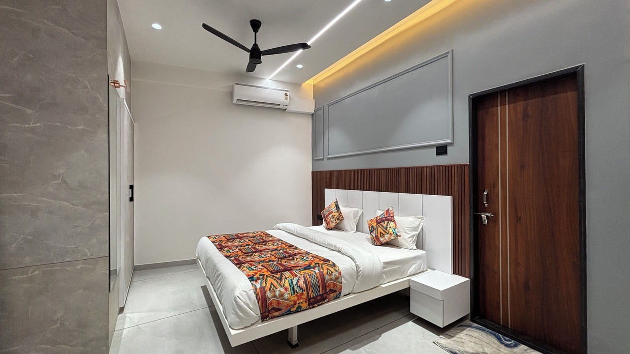 Photo of Bedroom in Solapur