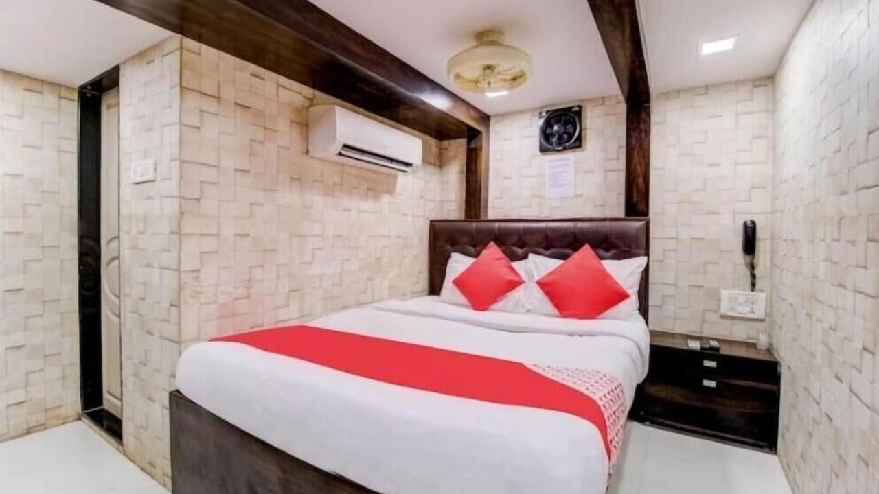 Photo of Bedroom in Dongri