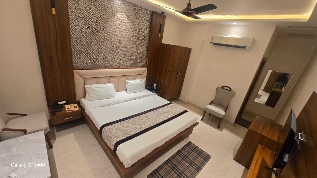 Photo of Bedroom in Sandila