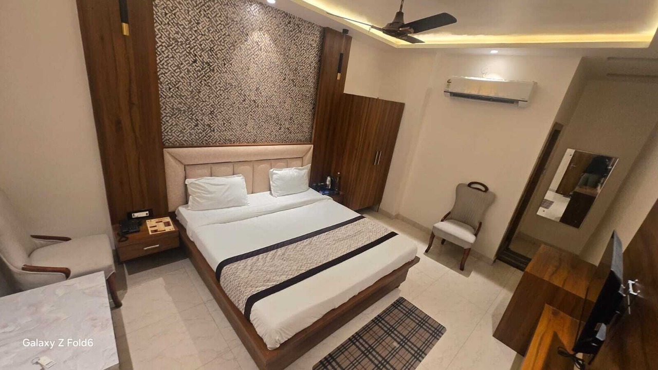 Photo of Bedroom in Sandila