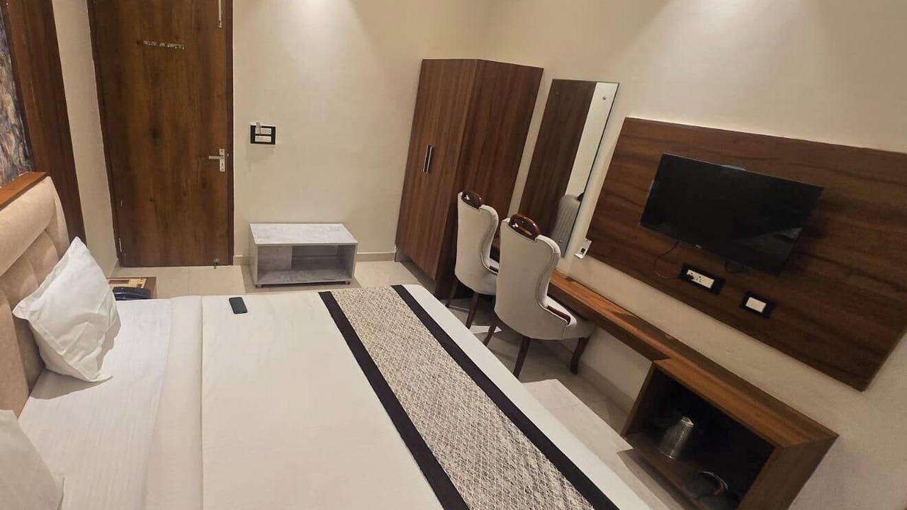 Photo of Bedroom in Sandila