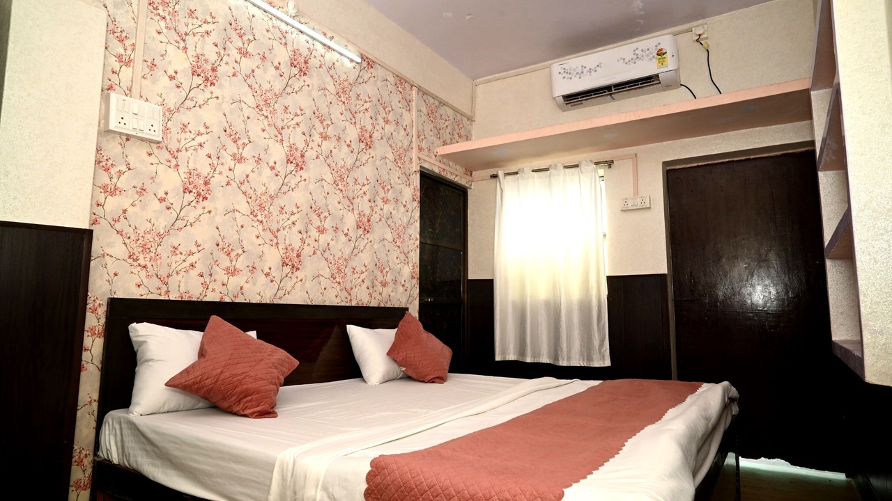 Photo of Bedroom in Varanasi