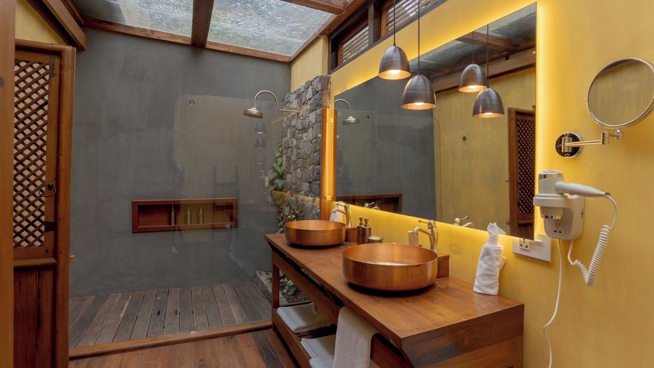 Photo of Bathroom in Naina Range