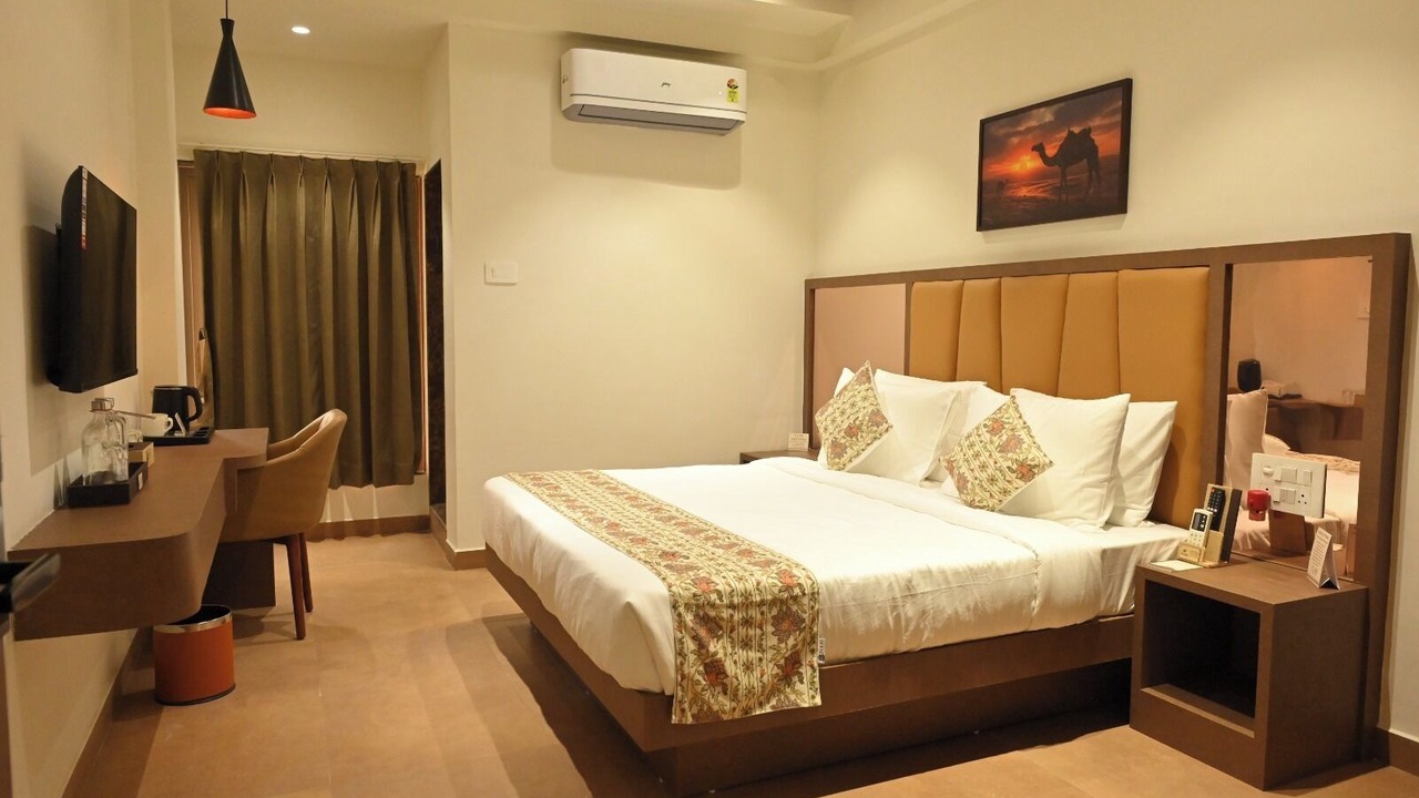 Photo of Bedroom in Mundra
