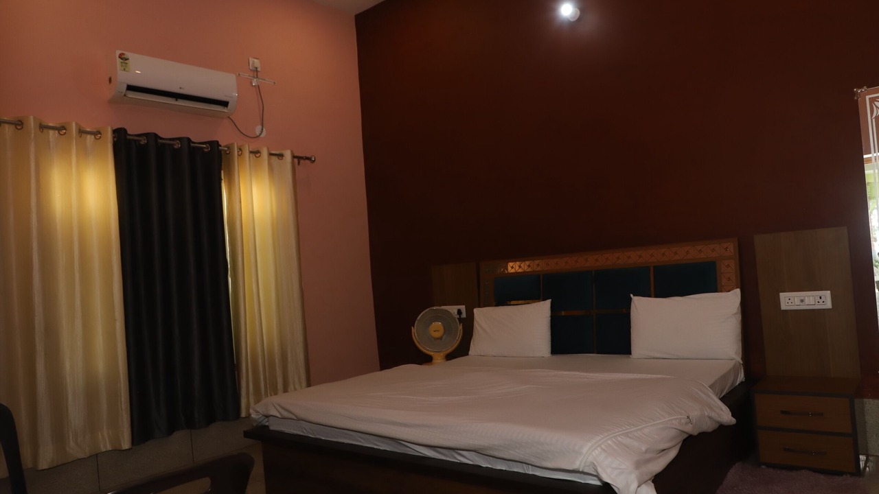 Photo of Bedroom in Puranpur