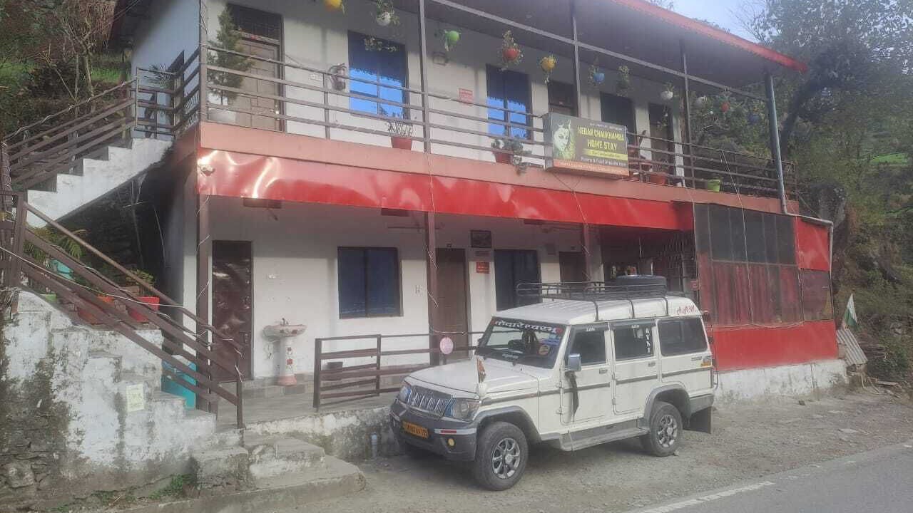 Photo of Livingroom in Chopta
