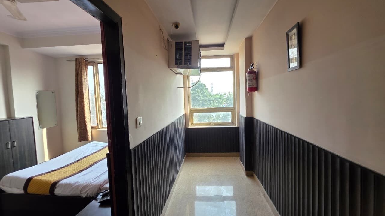 Photo of Bedroom in Mayapur