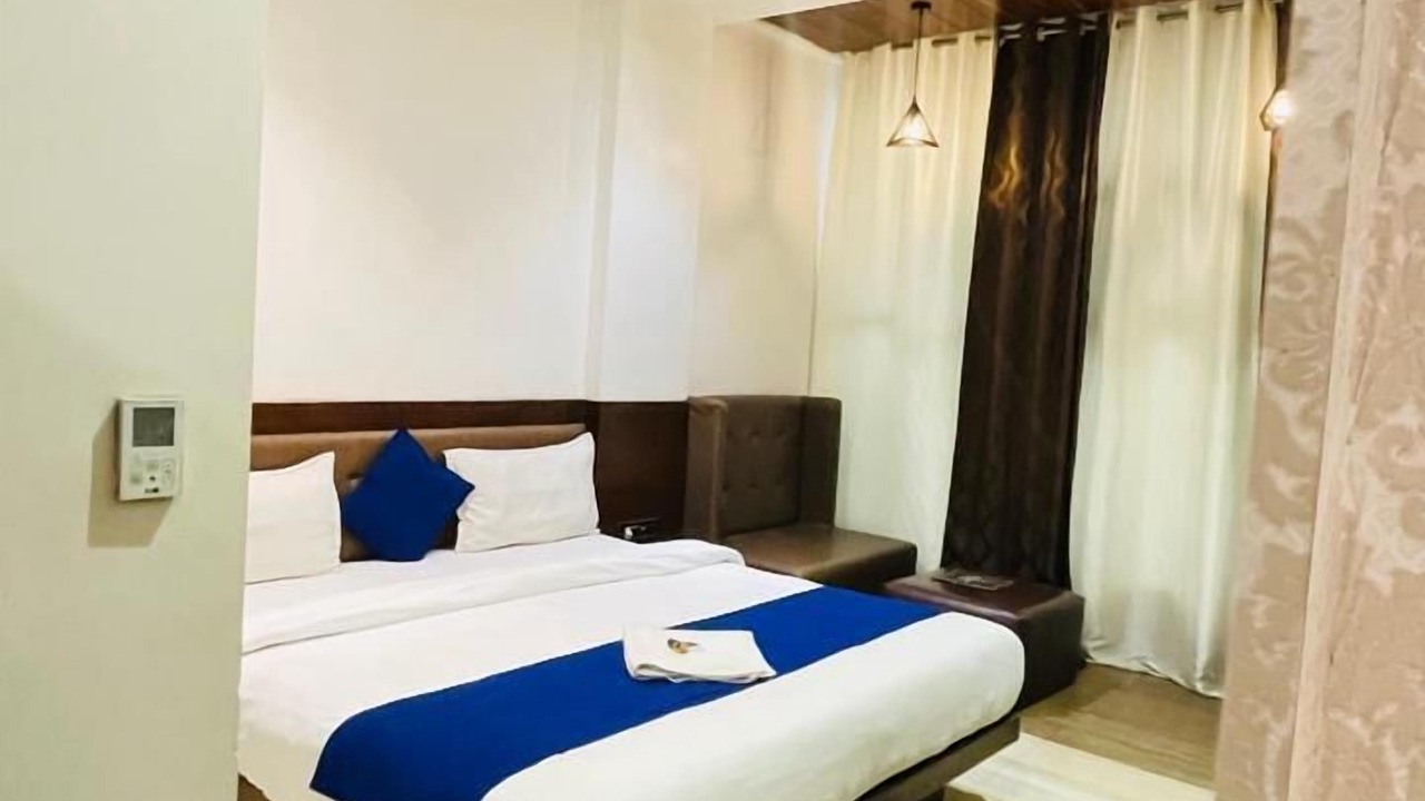 Photo of Bedroom in Bhopal