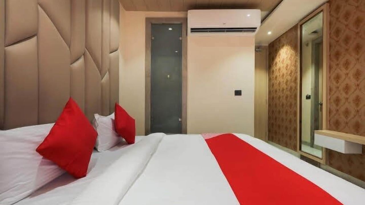 Photo of Bedroom in Bhopal