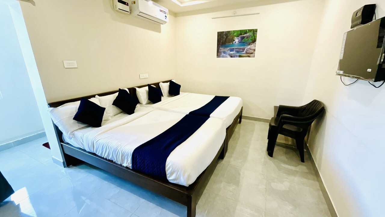Photo of Bedroom in Srikalahasti