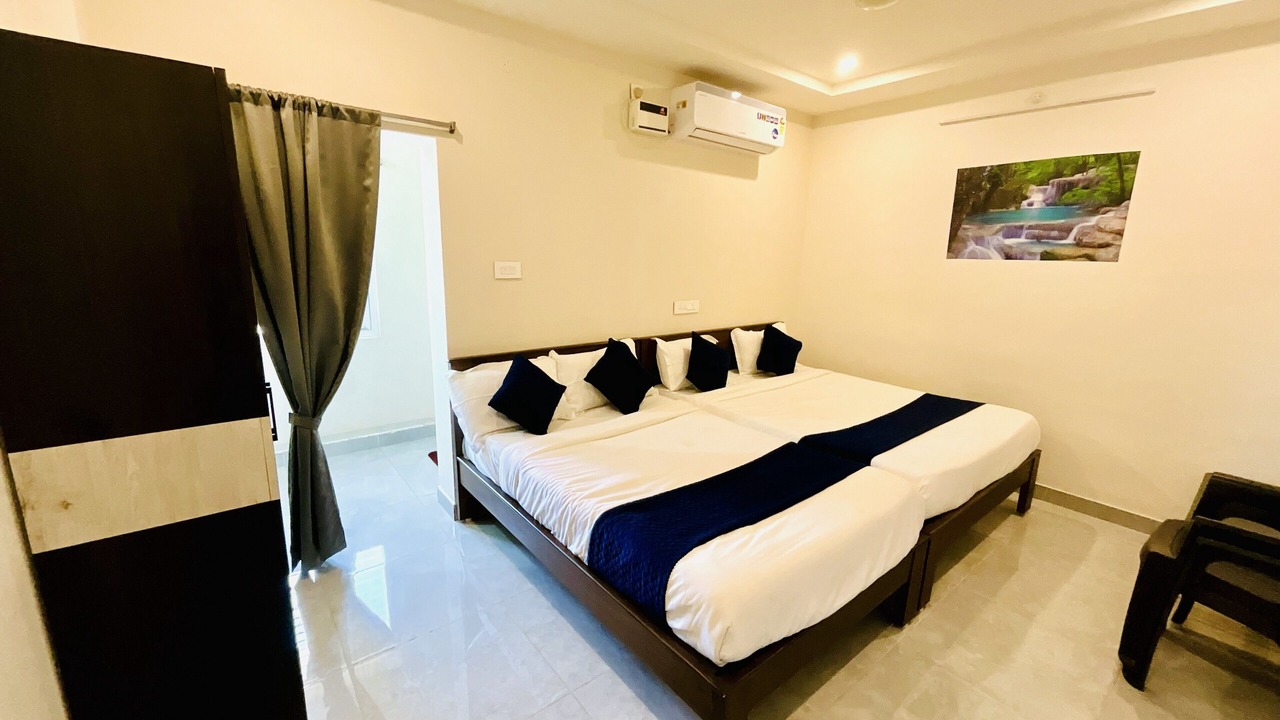 Photo of Bedroom in Srikalahasti
